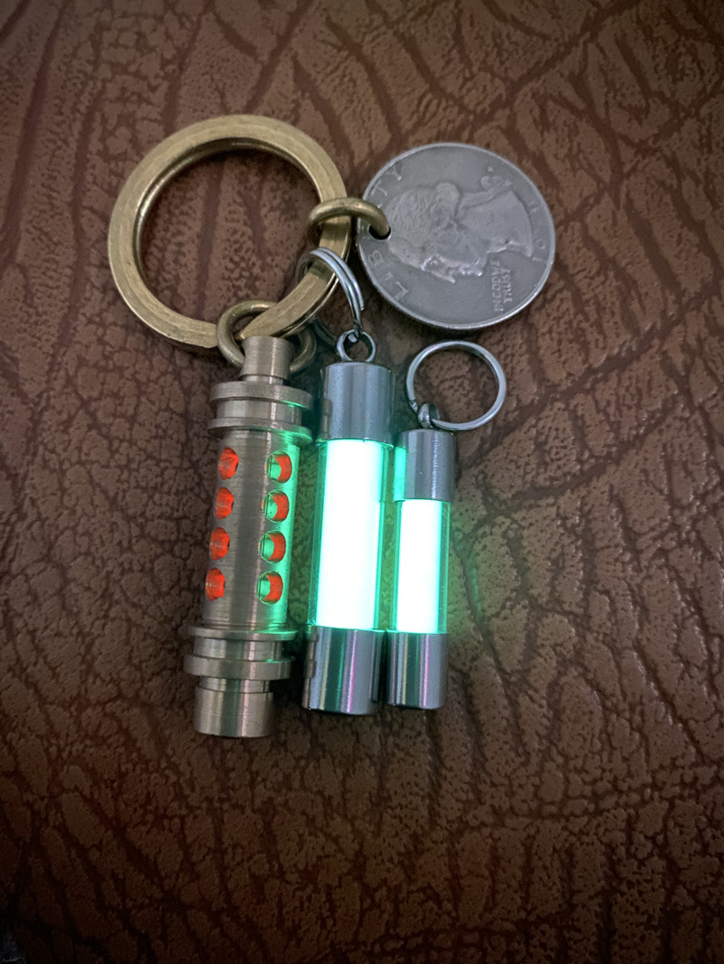 Стеклянный светящийся подвесно – обзор и цена Tritium Gas Tube